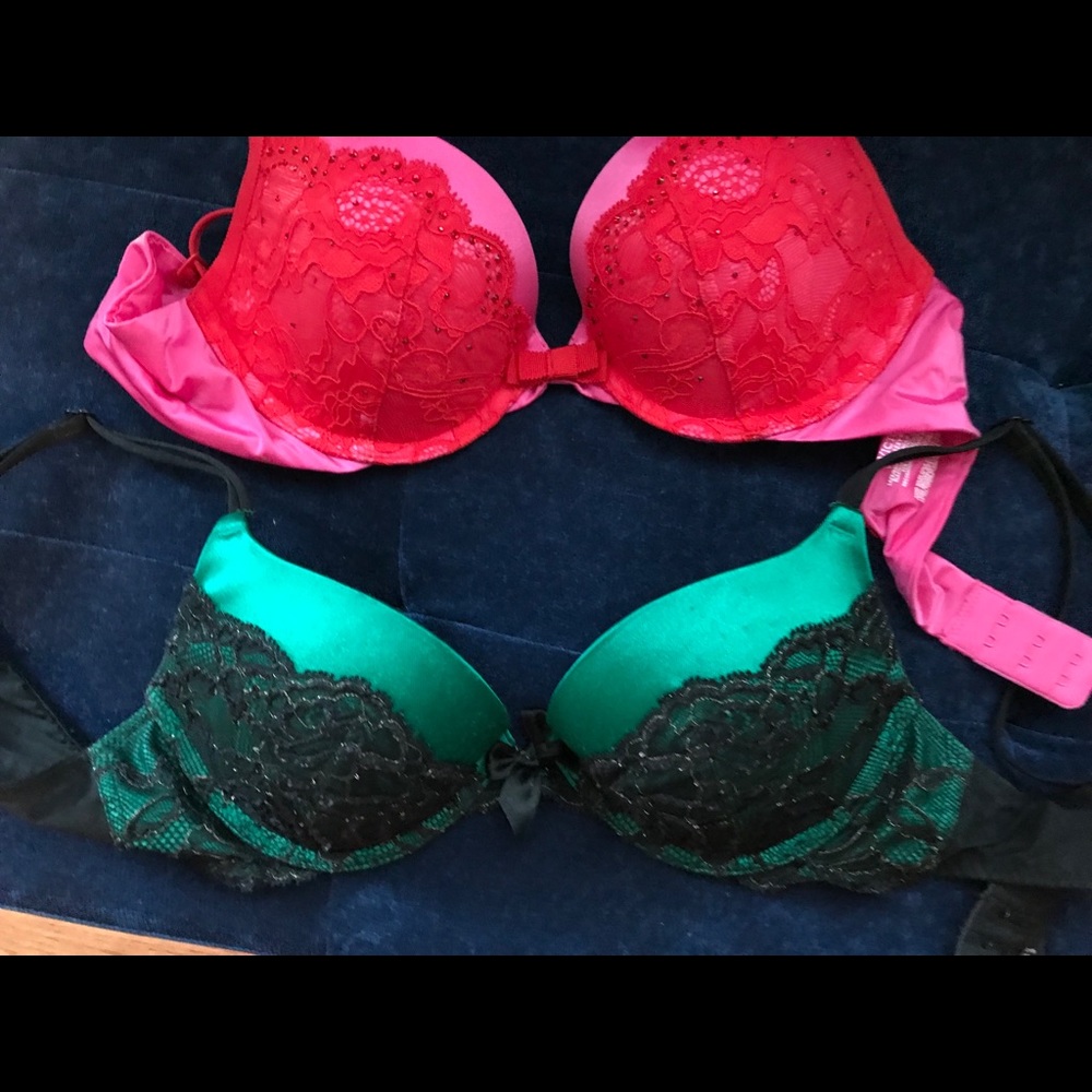 Victoria secret plunge bra and very sexy push up - Picture 1 of 8